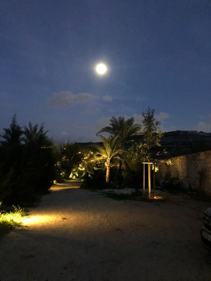 Вілла Sunset Oasis L-Imgarr Екстер'єр фото